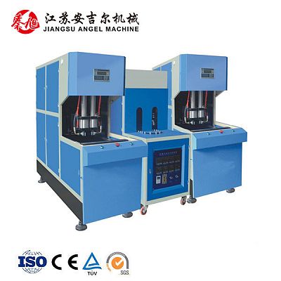 Semi-automatic blow molding machine